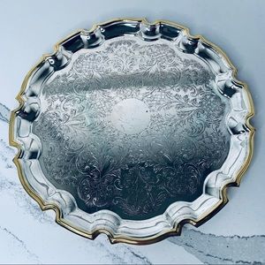 Round Waiter's Tray 12.5”